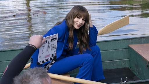 Opnames Emily in Paris weer hervat na sterfgeval op set Venetië