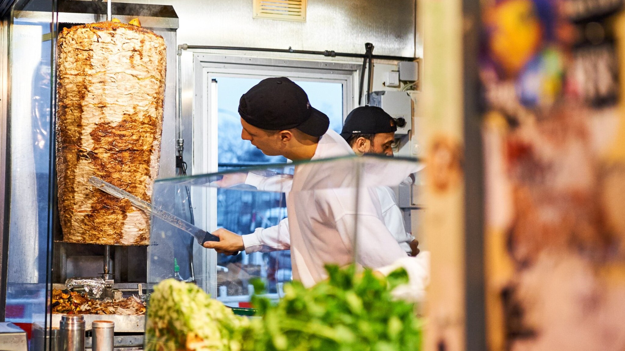 Duitse partij wil prijsplafond voor döner kebab Duitse partij wil prijsplafond voor döner kebab