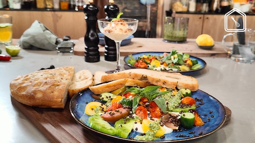 Geroosterde tomatensalade & ananas-kokosyoghurtsijs