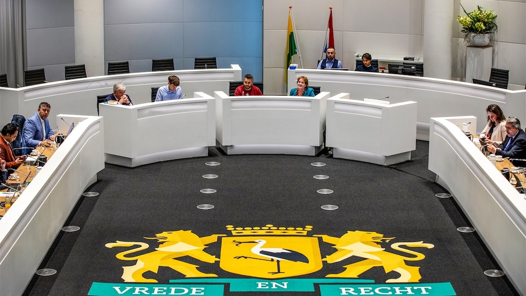 'Onacceptabele' cijfers: helft vrouwelijke, lokale politici kampt met online haat