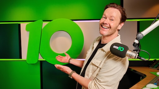 Gijs Staverman maakt dagelijkse middagshow voor Radio 10