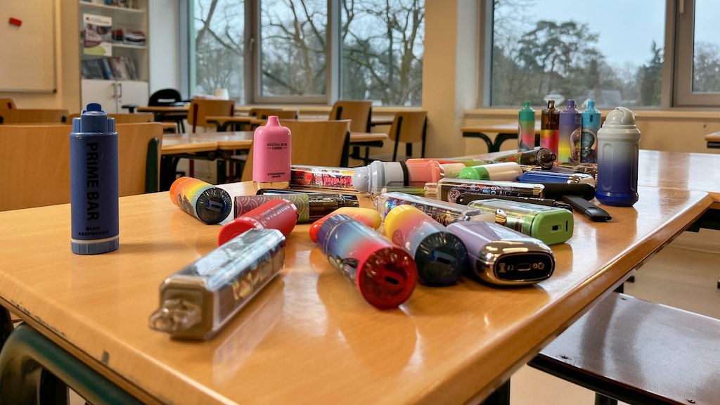 Vapes van Nederlandse kinderen in lab onderzocht: bomvol gif, lood en te veel nicotine