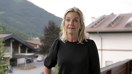 Caroline uit Daar Gaan Ze Weer zet pas gekochte villa in Loosdrecht alweer te koop