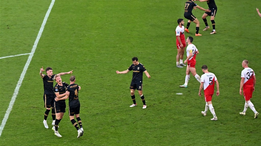 Go Ahead Eagles verslaat Utrecht en gaat Conference League in