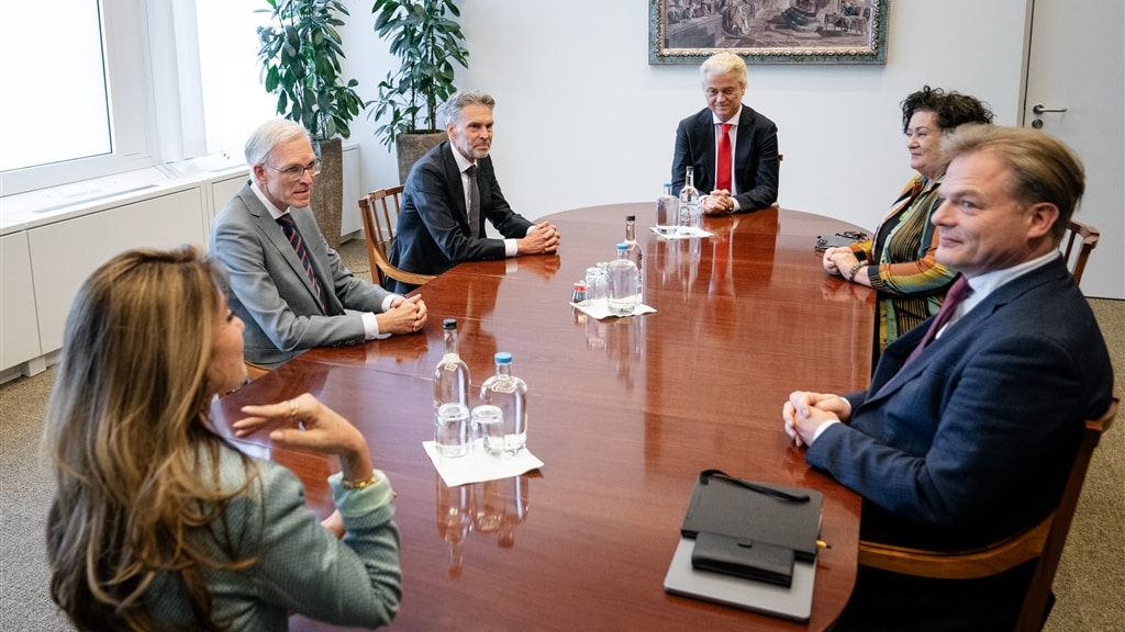 Tempo in formatie over verdeling van ministersposten