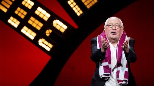 Kijkers nemen 'met brok in de keel' afscheid van Youp van 't Hek