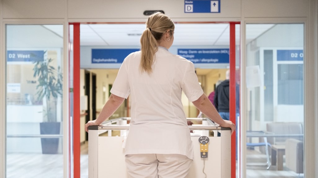 Nederlanders betalen vaak te veel voor hun zorgverzekering