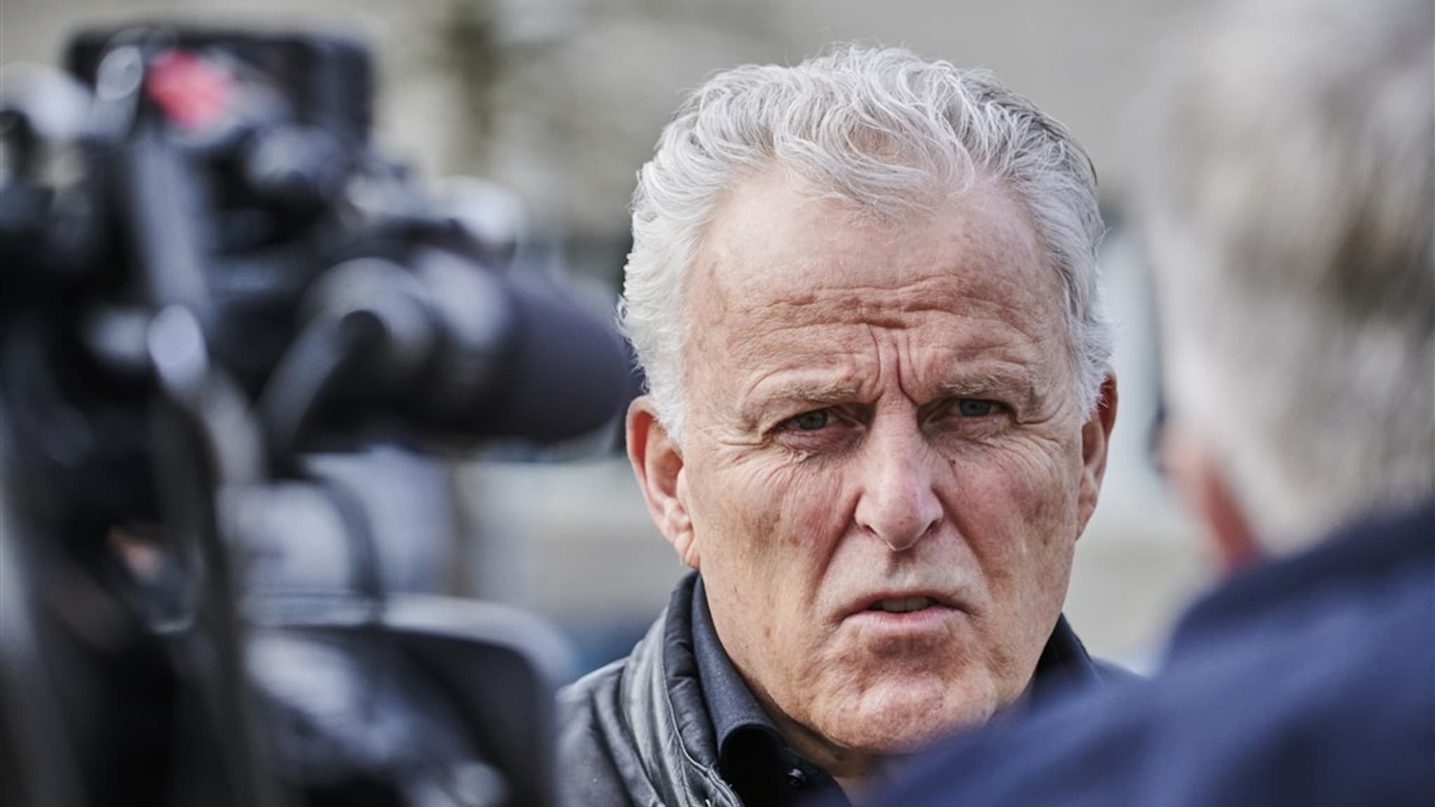 Drie jaar na de moord op Peter R. de Vries horen de verdachten hun straf