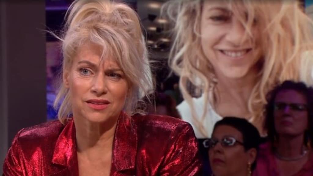 Ellen ten Damme aan tafel bij talkshow Jinek.