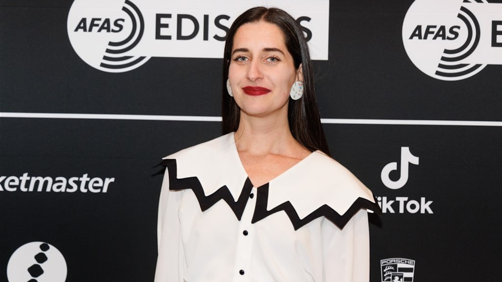 Eefje de Visser in voorprogramma Belgische band Warhaus