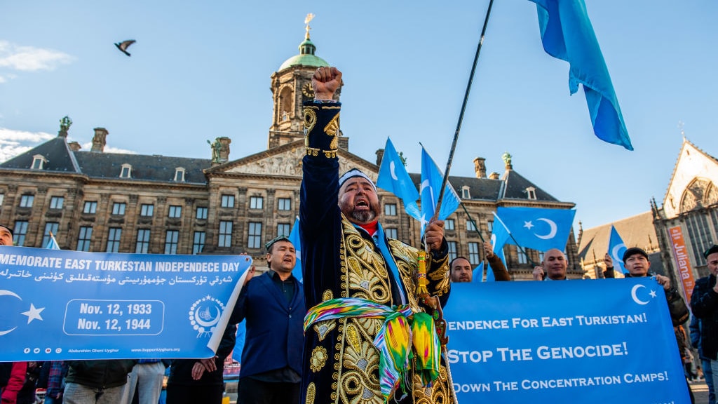 China wijzigt honderden Oeigoerse plaatsnamen: 'Onze geschiedenis wordt uitgewist'