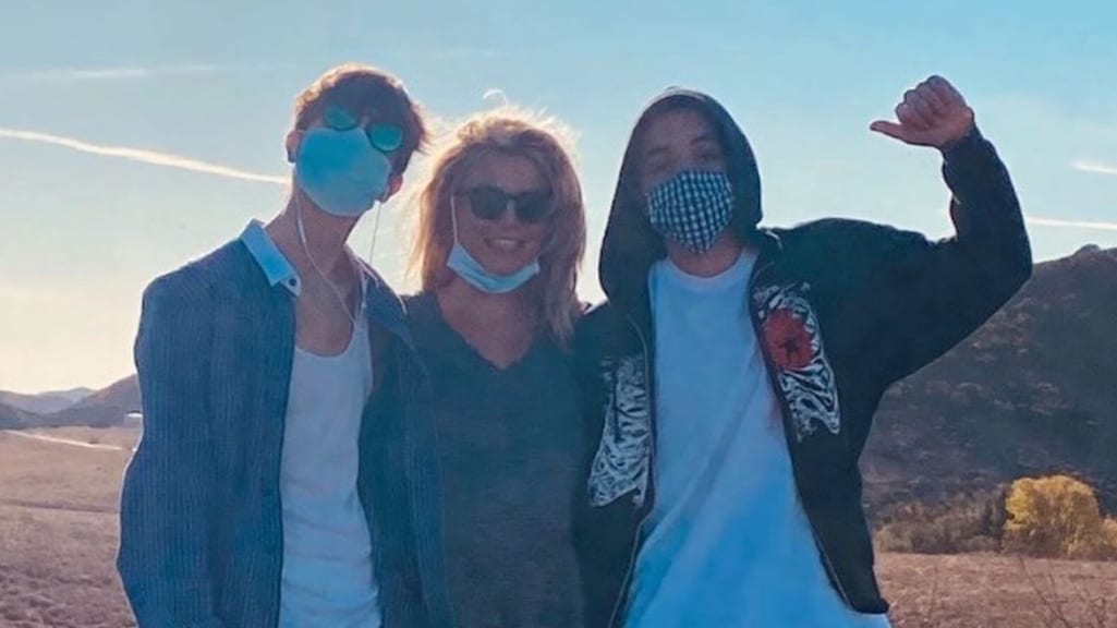 Britney Spears herenigd met zoons: ‘Spreken stiekem af'