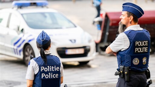 Twee doden, twee zwaargewonden bij schietpartij voor Brussels café