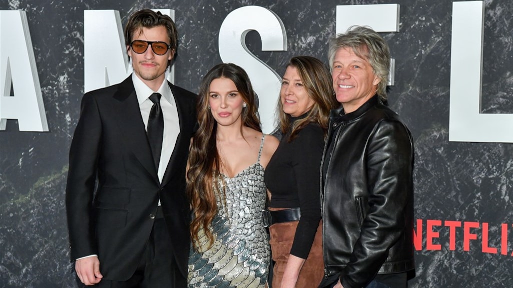 Jon Bon Jovi vergezelt zoon Jake op huwelijksreis met Millie Bobby Brown