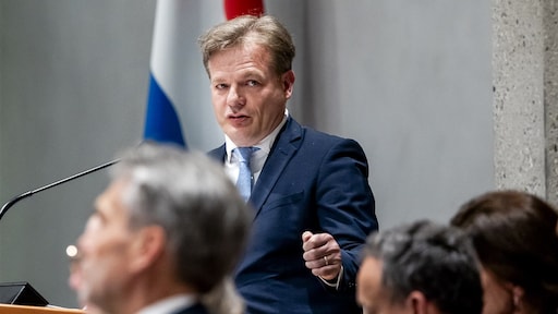 Na uitspraken PVV-ministers over hoofddoek wil Omtzigt toezeggingen kabinet