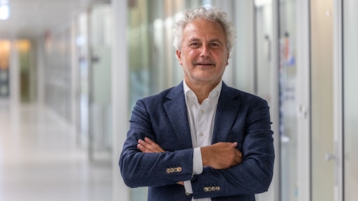 296 MH17-slachtoffers werden thuisgebracht – twee niet, dat blijft DNA-expert Lex dwarszitten