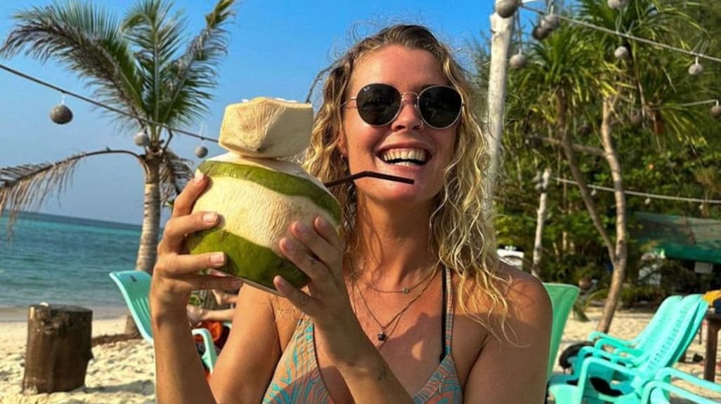 Masha tijdens haar vakantie in Thailand. "Je kan nog steeds toffe foto's maken, je hoeft ze alleen niet meteen te delen."