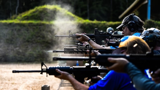 Schutter Trump schoot met AR-15, het favoriete wapen van massamoordenaars