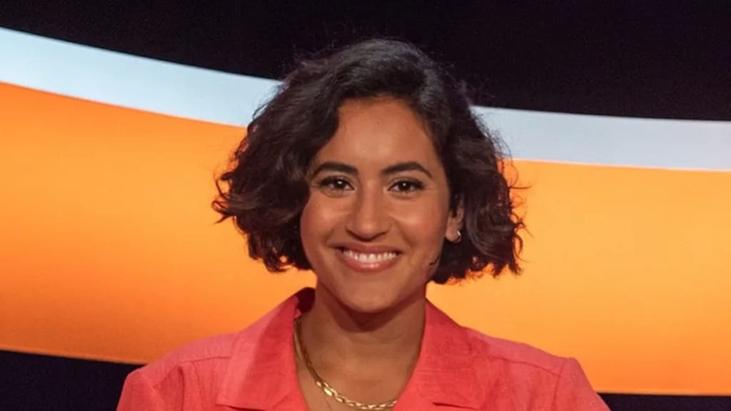 Frida Boeke verbaast met klompendans in De Slimste Mens