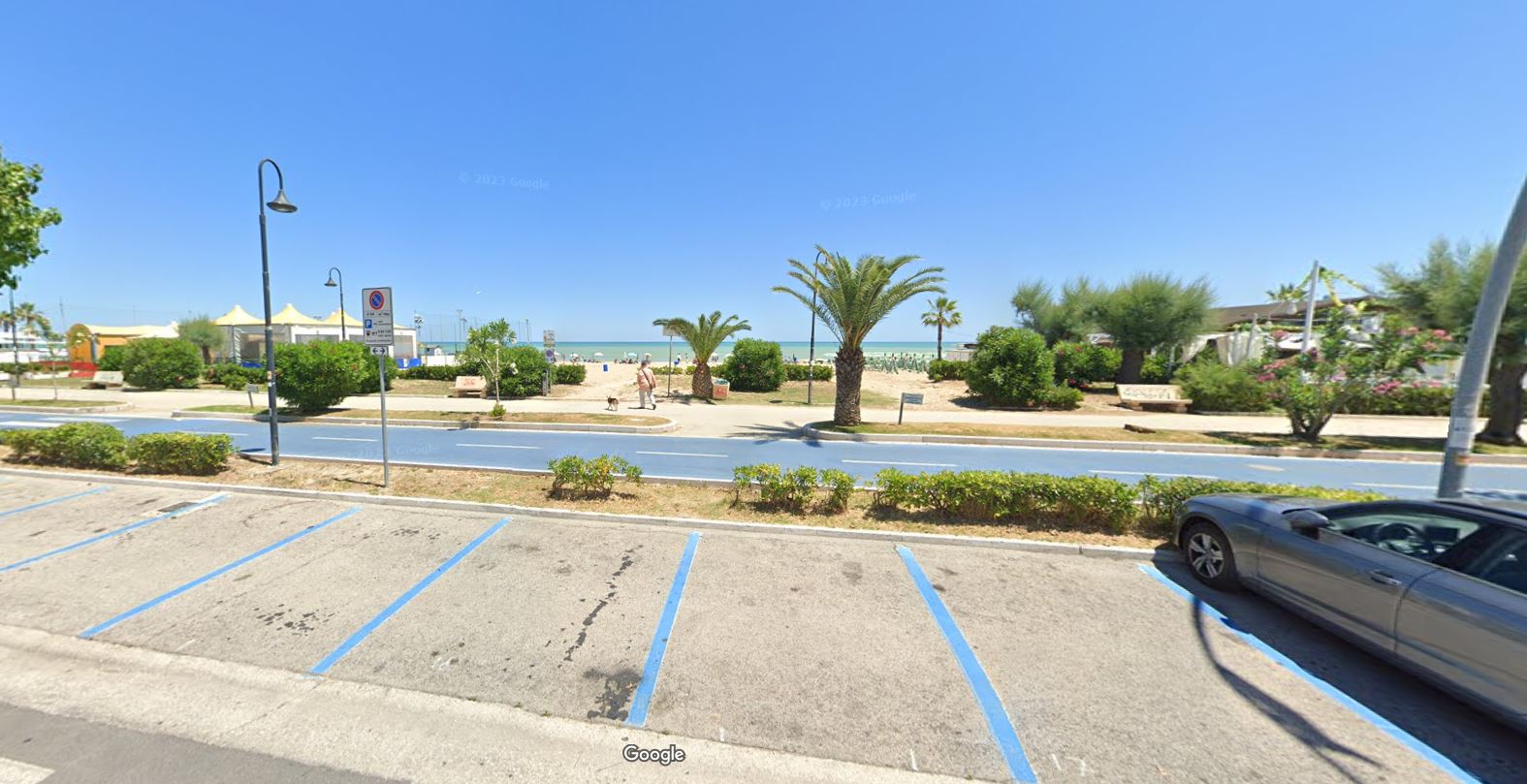 Gewonden door blikseminslag op Italiaans strand vol toeristen