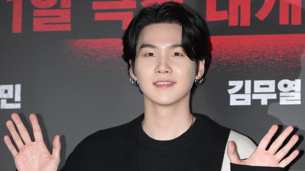 BTS-lid Suga aangehouden voor rijden onder invloed op e-step