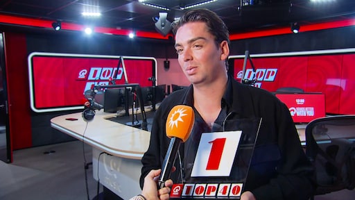 Yves Berendse nummer 1 in Top 40: 'Begon 8 jaar geleden op de braderie in Putten'