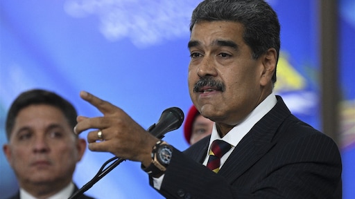 President Venezuela waarschuwt demonstranten voor 'ijzeren vuist'