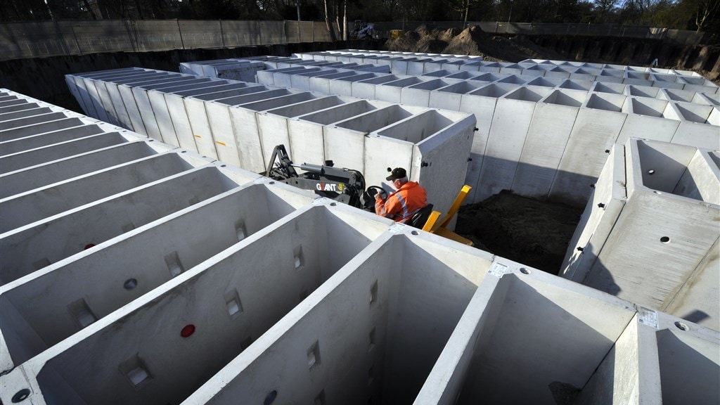 Archieffoto van keldergraven.