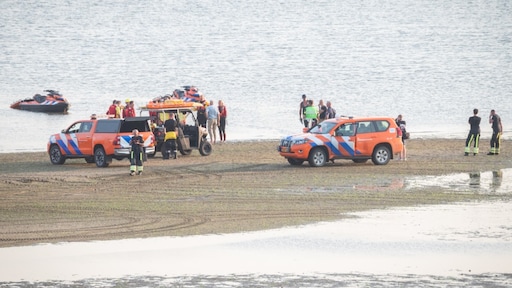 Jongetje van 8 vermist in zee bij Maasvlakte, zoekactie vandaag verder