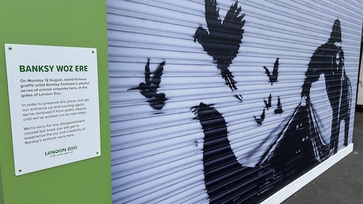 Dierentuin in Londen haalt Banksy-schilderij weg bij ingang