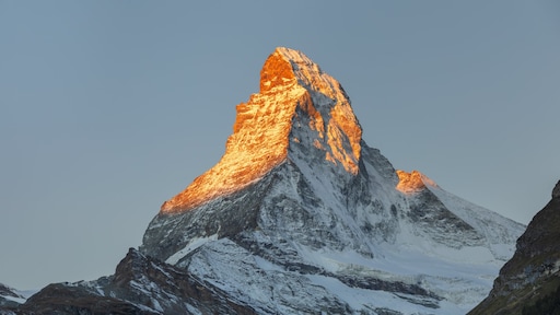 Climbing the Matterhorn is very popular despite many deaths: