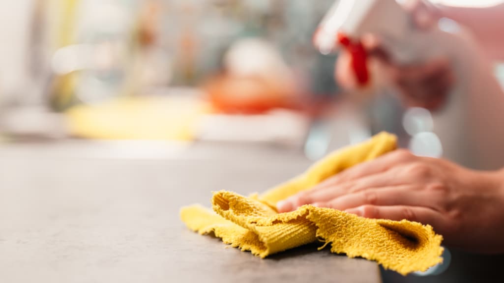 Hoe vaak vervang jij het vaatdoekje? Dit is het advies