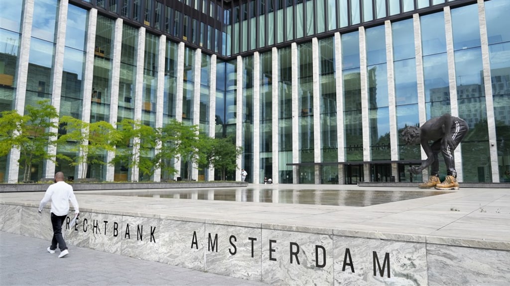 Kroongetuige klapt uit de school: wat weet Dominique K.?