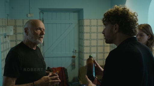 Ewout Genemans getuige van ayahuasca-ceremonie: 'Wel bijzonder'