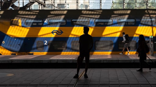 Toch minder grote prijsstijging treinkaartjes, maar 'nog altijd fors'