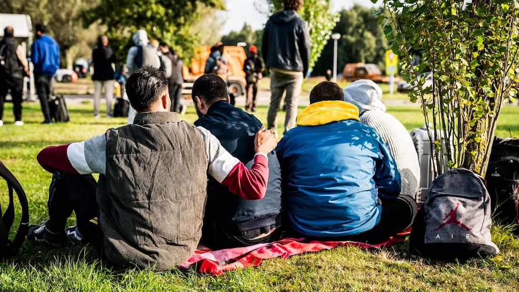 Buiten slapen 'écht niet oké' – en dus pakte burgemeester Ter Apel de telefoon