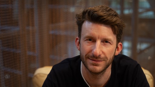 Iedereen dacht dat Job studeerde, zes jaar hield hij zijn leugen vol: 'Periode was heel donker'