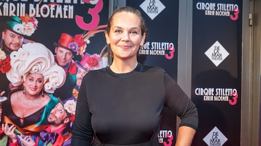 Cabaretier Sara Kroos gaat voor het eerst in vier jaar weer op tournee