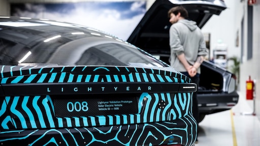 Lightyear krijgt 10 miljoen euro voor ontwikkelen zonnesysteem in auto's