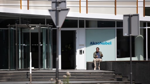 Reorganisatie bij AkzoNobel: 2000 banen op de tocht bij verfmaker