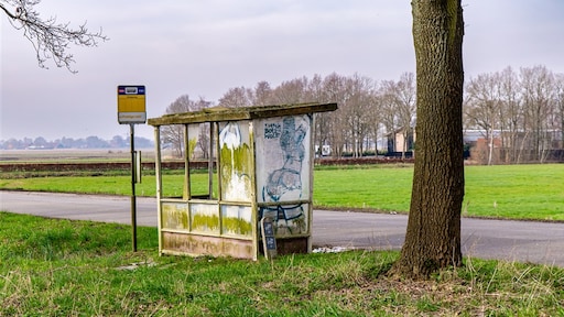 Zonder auto ben je nergens: ziekenhuis en werk moeilijker bereikbaar door verschraling ov