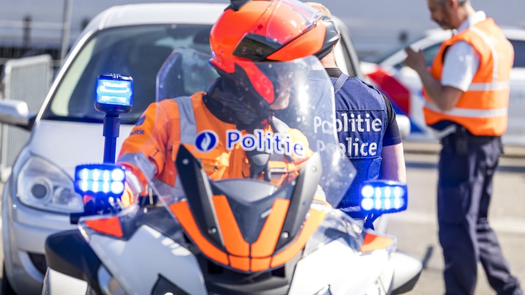 Onder invloed achter het stuur betrapt in België? Dan meteen 1260 euro betalen