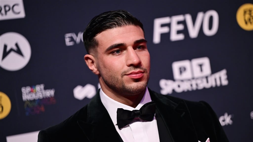 Tommy Fury ontkent vreemdgaan in relatie met Molly-Mae Hague: 'Wil dat gezin weer samenkomt'