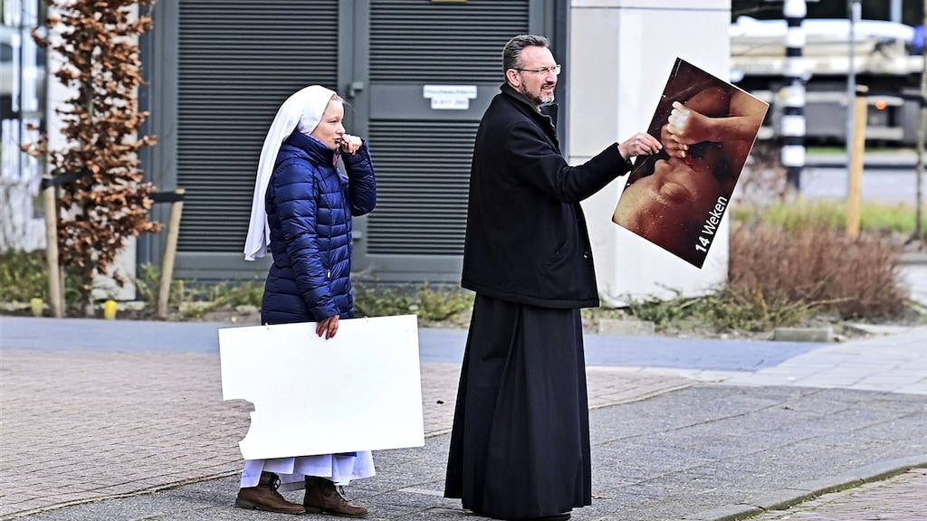 Bufferzones bij abortusklinieken in Engeland en Wales, ook Nederland wil landelijke regels