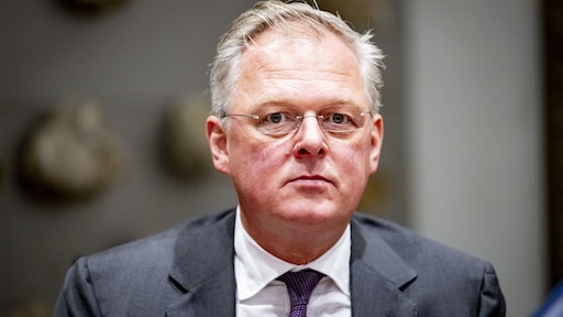 Idsinga geeft alsnog openheid van zaken, twee dagen na vertrek als staatssecretaris