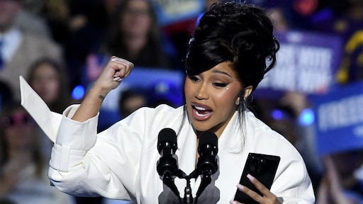 Cardi B in speech voor Kamala Harris: 'Ook ik ben onderschat'