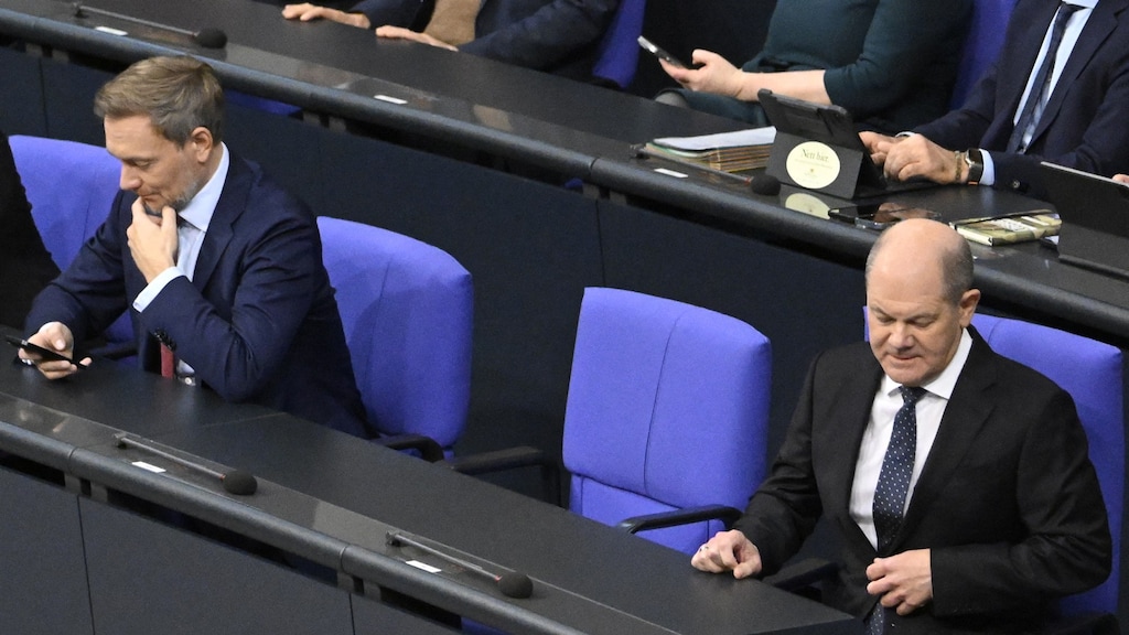 Crisis in Duitse regering: Scholz ontslaat minister van Financiën