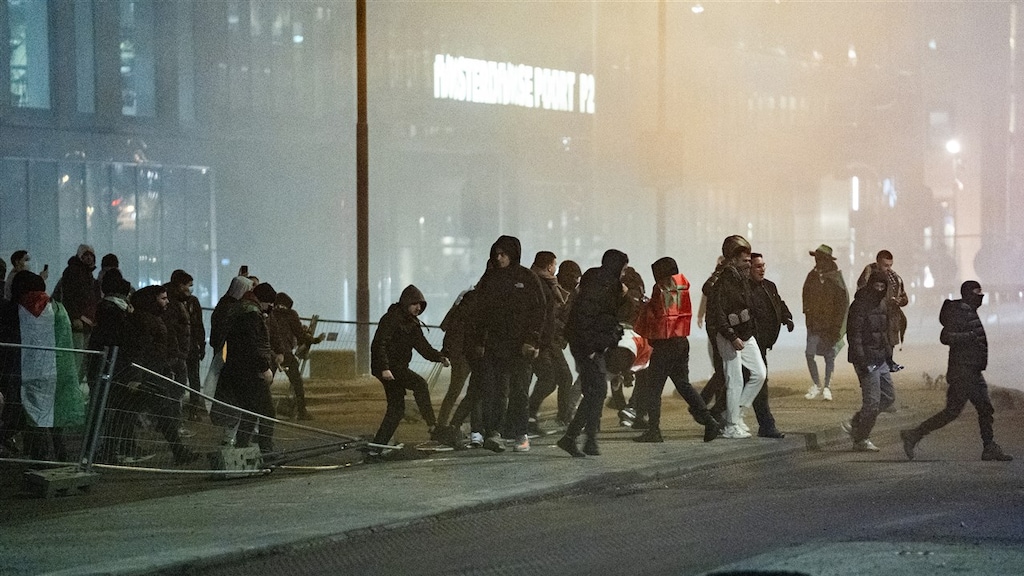 Een anonieme relschopper identificeren: 'Moeilijk, maar niet onmogelijk'