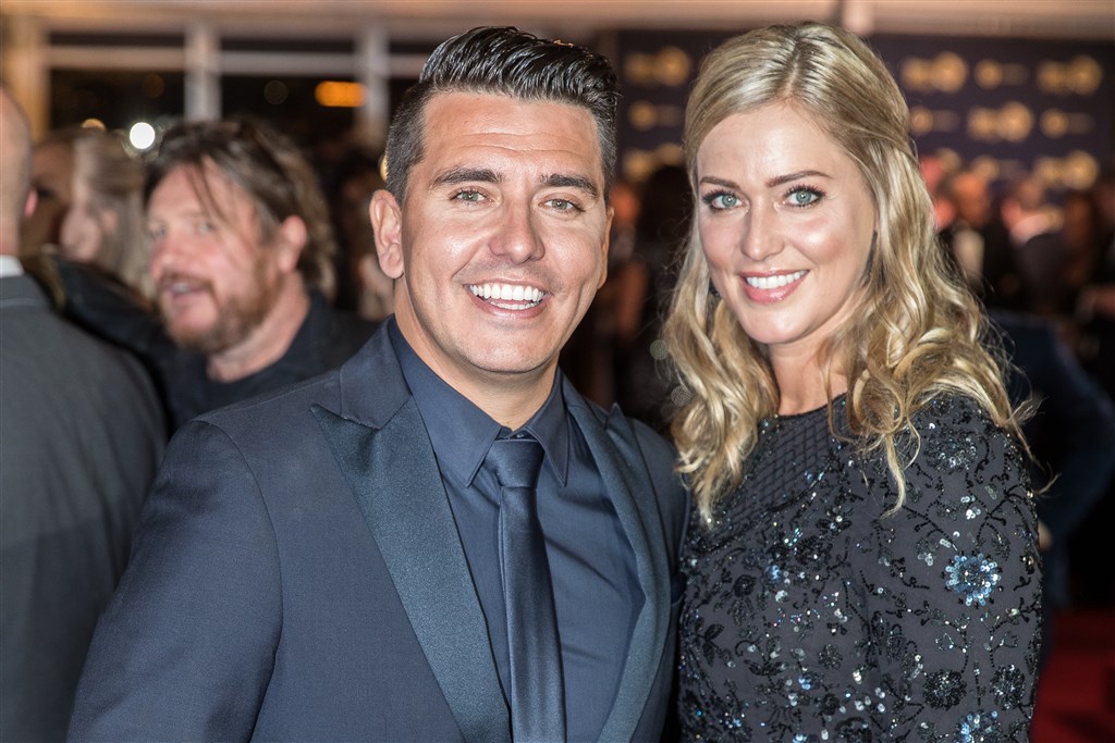 Jan Smit brengt ode aan Liza op huwelijksdag: 'Liefste van de wereld'