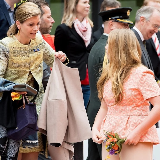 Eveline en Amalia - Koningsdag 2018